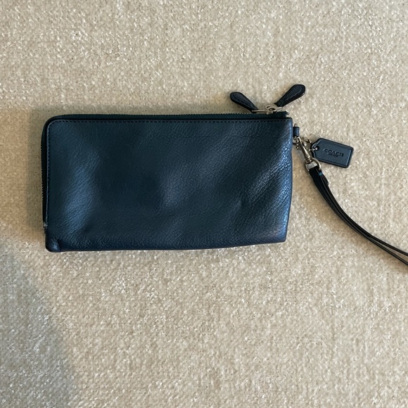 Coach pebble leather wrist wallet double pocket zipper - Picture 5 of 6
